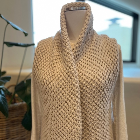 J. Jill Sweater Vest - Oatmeal, Size M - Picture 3 of 12